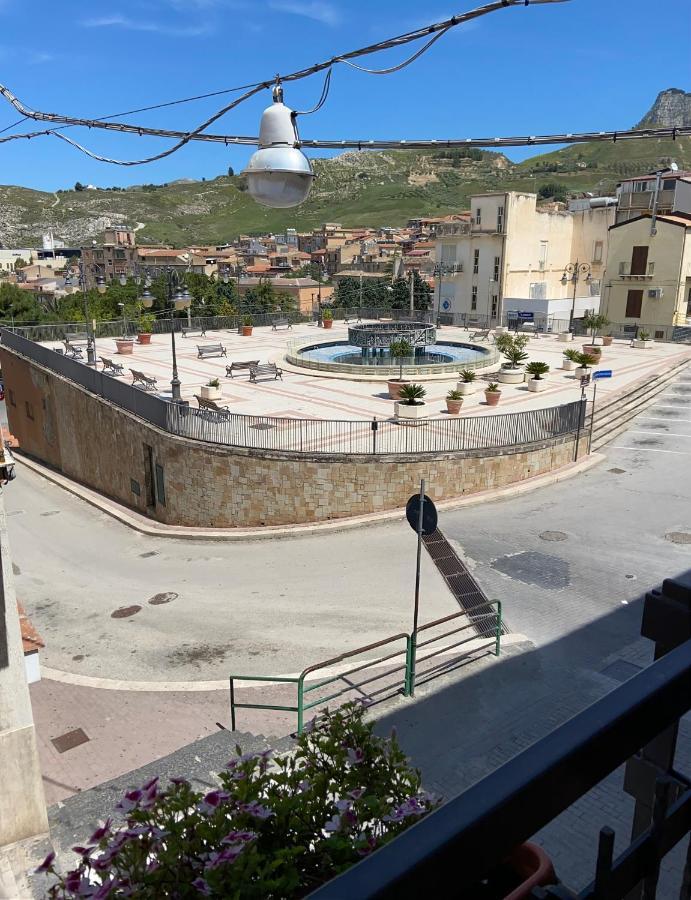 Fontana Di Li Rosi Apartamento Campofranco Exterior foto